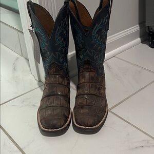 LUCCHESE MEN'S HANDMADE MALCOLM ALLIGATOR WESTERN BOOTS - SQUARE TOE 11EE